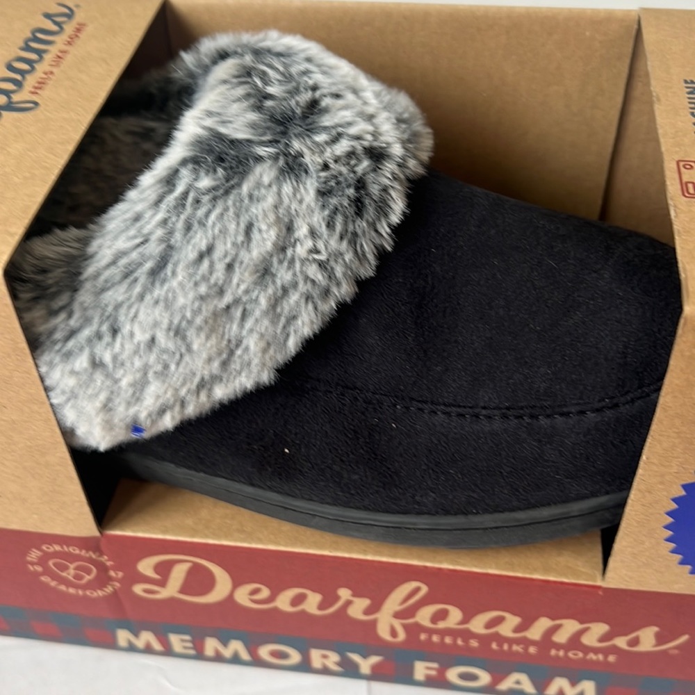 Dearfoam Slippers NWT Small (5-6) Memory Foam Black w/ grey fur